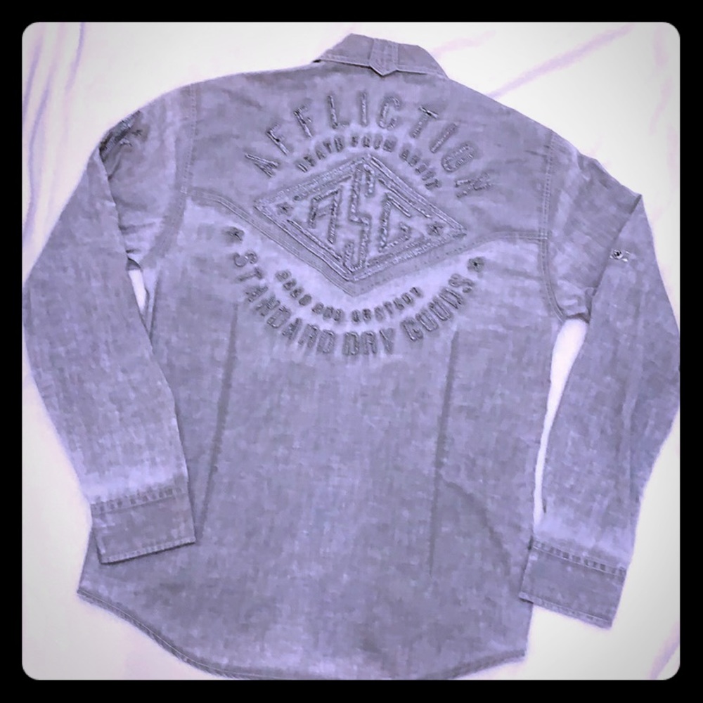Men’s Affliction Button Up